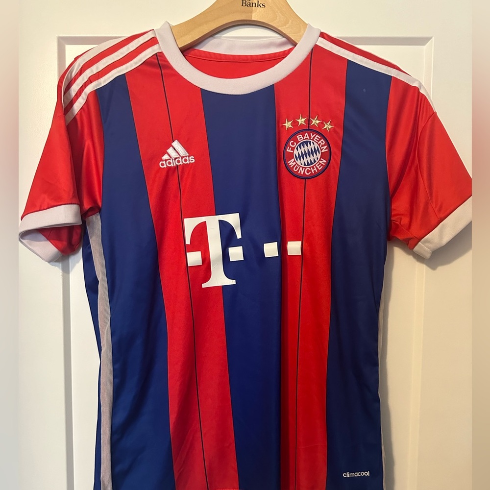 Adidas Bayern Munich 2012 home jersey size small